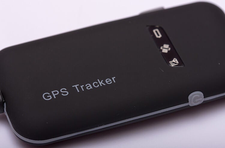 GPS vehicle tracker